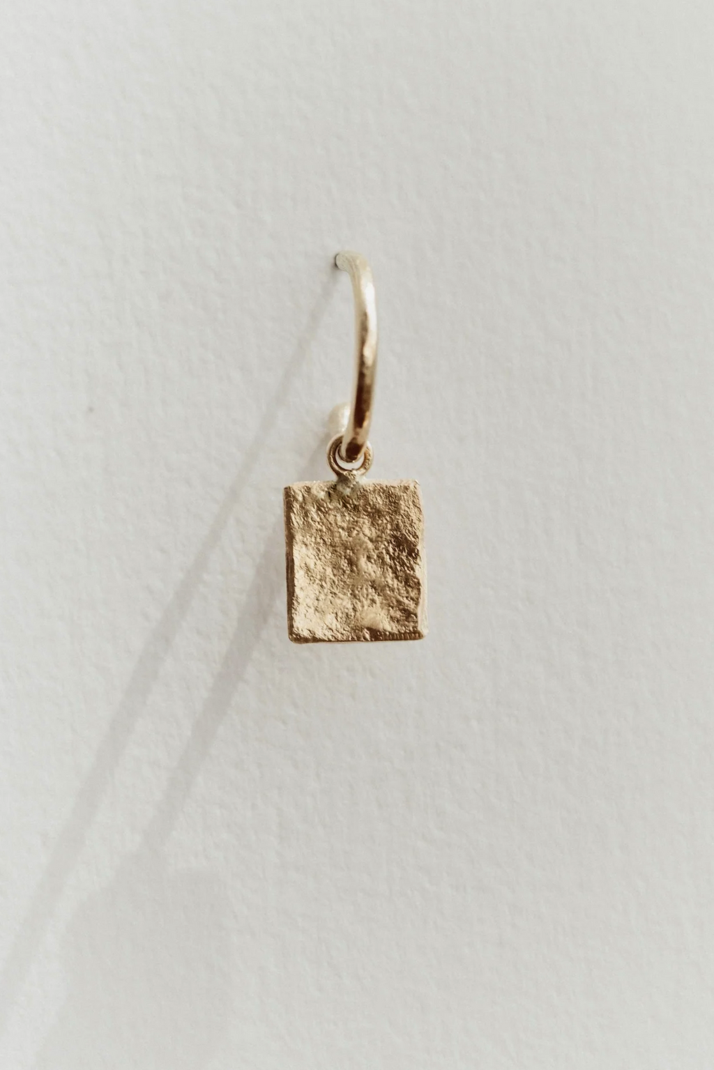 Rectangle Loop Studs - 18ct Yellow Gold